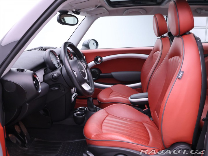 Mini Cooper 1,6 D 80kW CZ Klima Kůže 2007