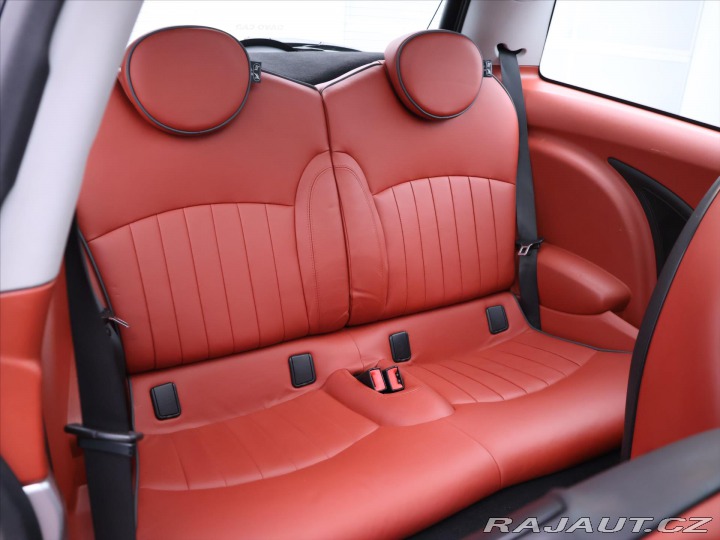 Mini Cooper 1,6 D 80kW CZ Klima Kůže 2007