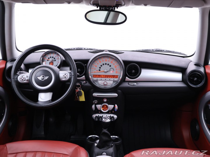 Mini Cooper 1,6 D 80kW CZ Klima Kůže 2007