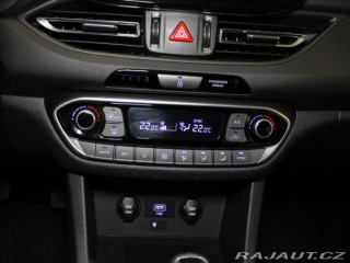 Hyundai i30 1,6 CRDi 85kW Smart 72tkm 2021