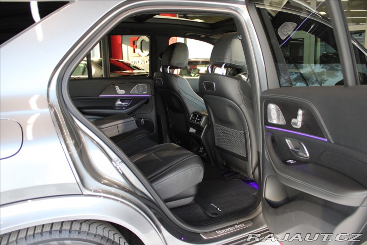 Mercedes-Benz GLE 450 4MATIC AMG / Pano / 3 2021