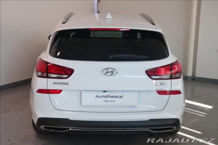 Hyundai i30 1,5 T-GDI Mild Hyb Smart 2023
