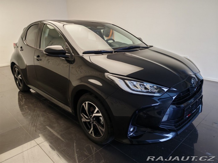 Toyota Yaris 1,5 Hybrid CVT Style 2024