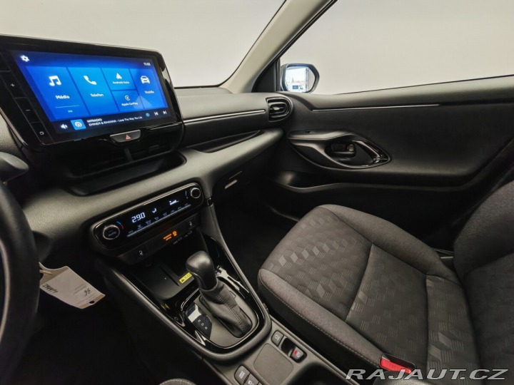 Toyota Yaris 1,5 Hybrid CVT Style 2024