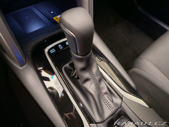 Toyota Corolla 2,0 Hybrid CVT 4x4 Style 2024