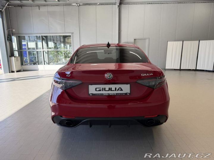 Alfa Romeo Giulia Veloce 2.0 Turbo 280k AT8 2025