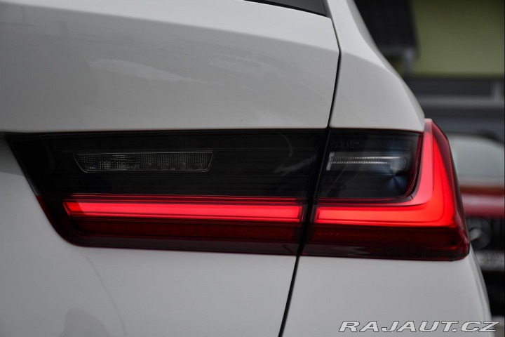 BMW 3 320d xDrive M-SPORT ČR 15 2021