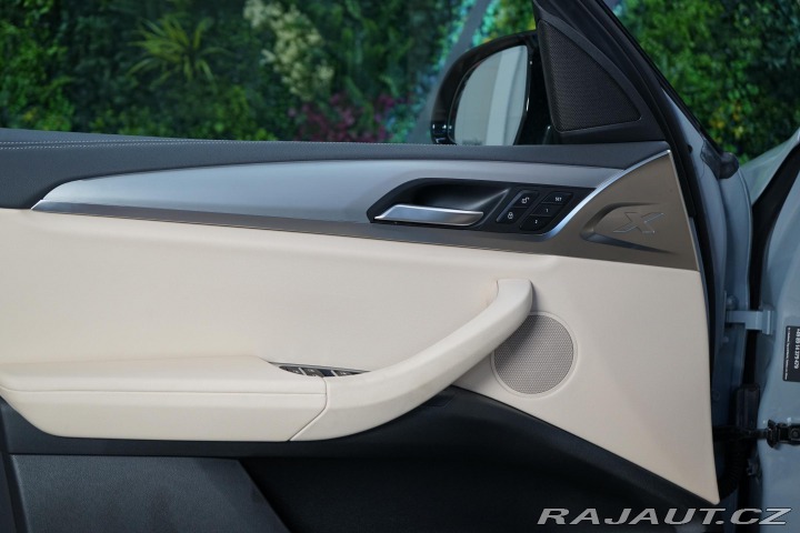 BMW X3 M40d 250kW Laser Pano HUD 2022