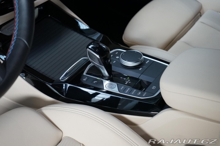 BMW X3 M40d 250kW Laser Pano HUD 2022