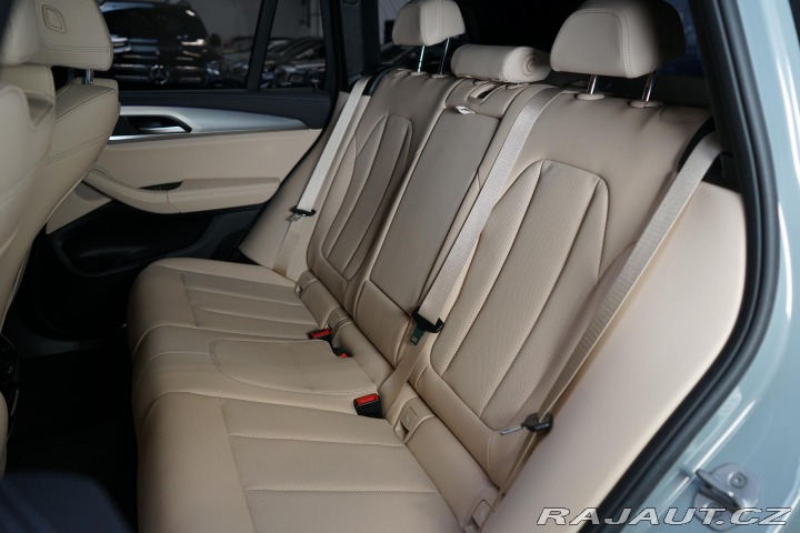 BMW X3 M40d 250kW Laser Pano HUD 2022