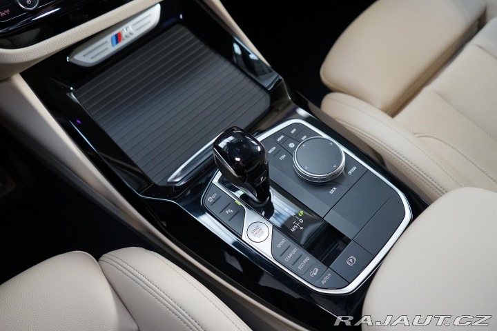BMW X3 M40d 250kW Laser Pano HUD 2022