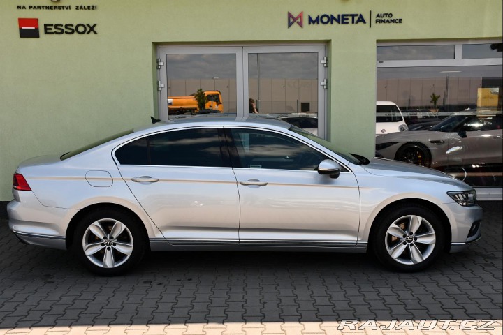 Volkswagen Passat 2,0 TDI ELEGANCE NAVI ACC 2020