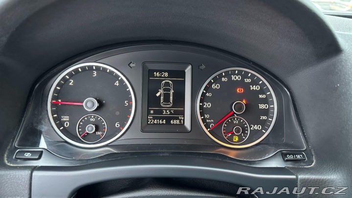 Volkswagen Tiguan 2.0TDI 103kW REZERVOVANO 2011