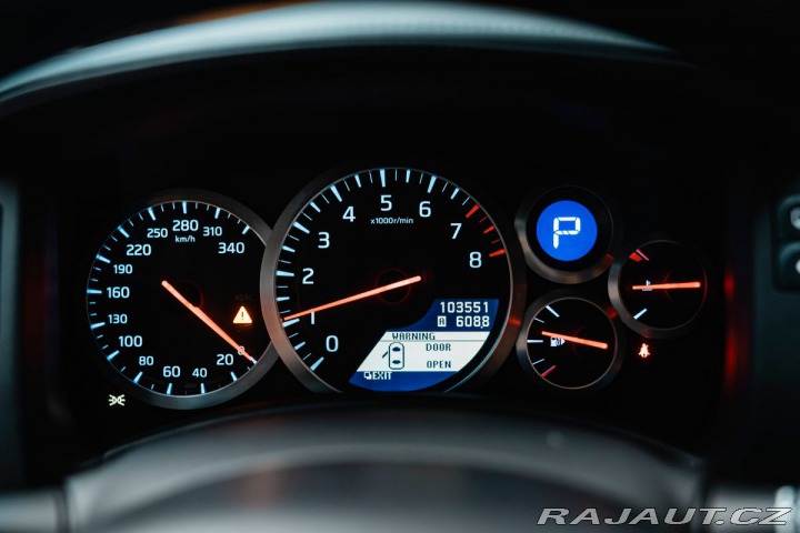 Nissan GT-R Black Edition 2012