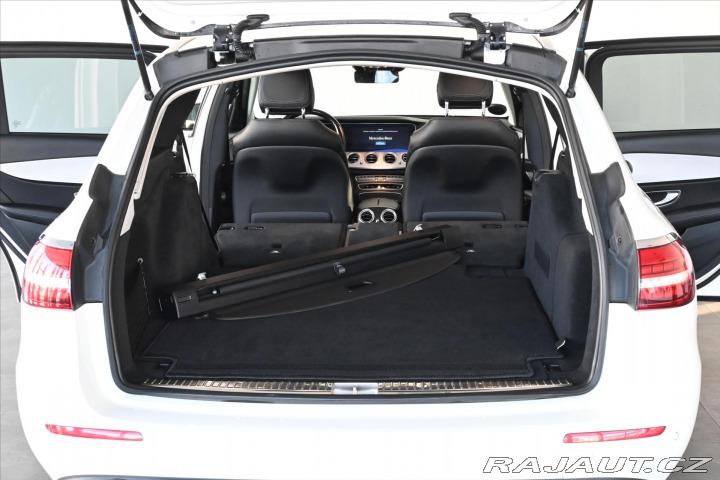 Mercedes-Benz E 2,0 220d 143 kW 9G-Tronic 2021
