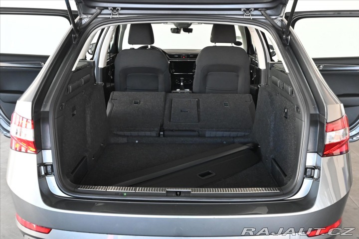 Škoda Superb 2,0 TDI 110 kW DSG *STYLE 2022