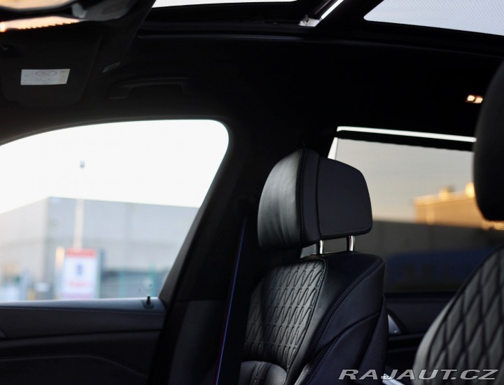 BMW X7 M60i xDrive *SkyLounge*Ť 2023