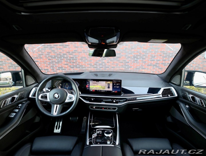 BMW X7 M60i xDrive *SkyLounge*Ť 2023