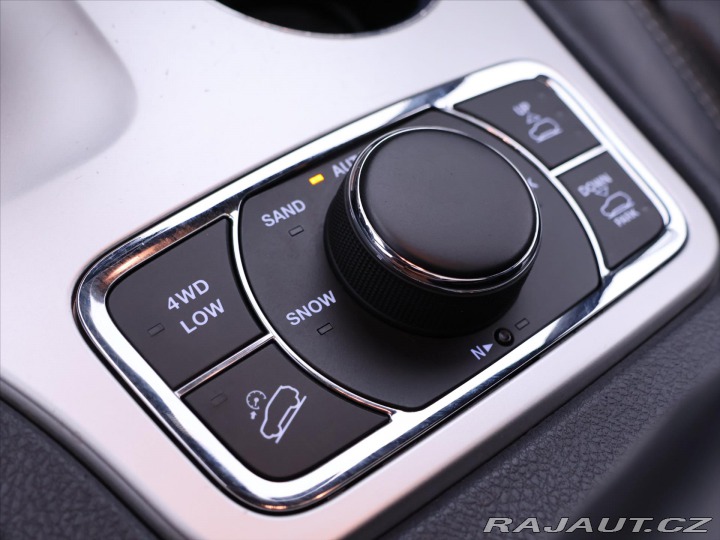 Jeep Grand Cherokee 3,0 CRD 184kw Overland4x4 2014