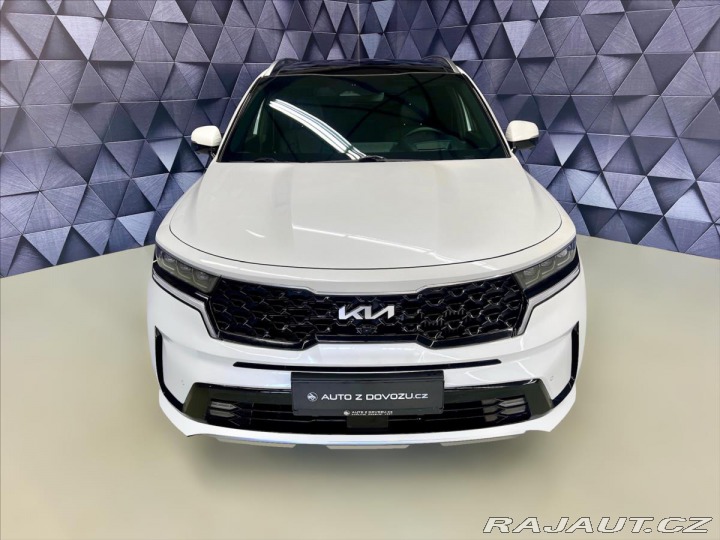 Kia Sorento 1,6 T-GDi 4x4 PREMIUM, BO 2023