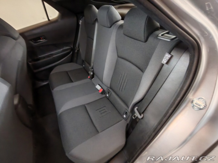 Toyota C-HR 1.8 Hybrid 4x2 Style 2024