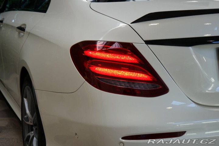 Mercedes-Benz E 63S AMG 4M+ Masáž AMG-Dri 2019