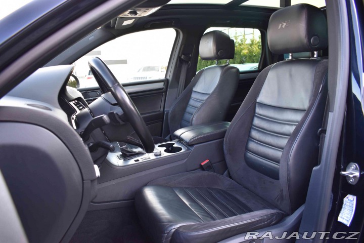 Volkswagen Touareg 3.0TDi*R-LINE*PANORAMA*DP 2018