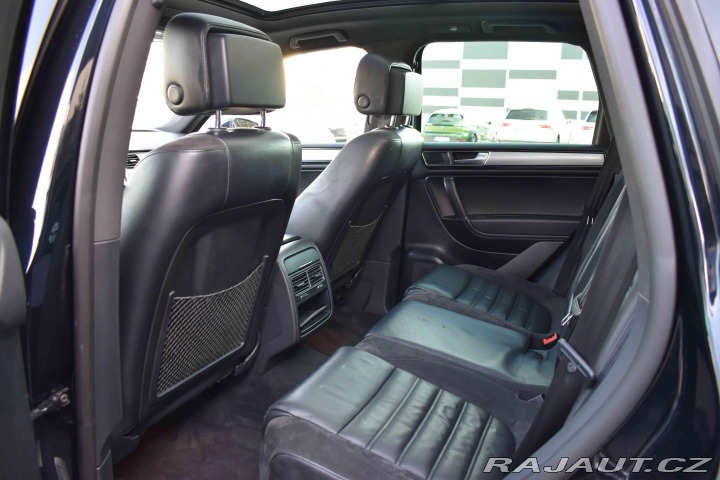 Volkswagen Touareg 3.0TDi*R-LINE*PANORAMA*DP 2018