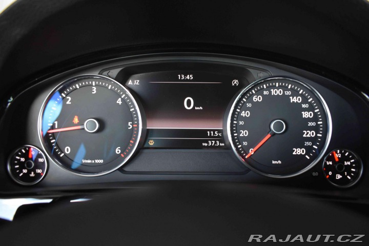 Volkswagen Touareg 3.0TDi*R-LINE*PANORAMA*DP 2018