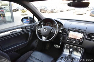 Volkswagen Touareg 3.0TDi*R-LINE*PANORAMA*DP 2018