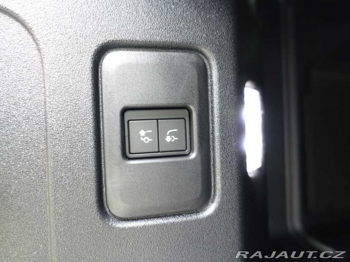 Land Rover Defender 110 3,0 S D200 4x4 automa 2025