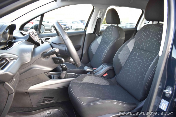 Peugeot 2008 1.2 PureTECH ACTIVE*ČR* 2018