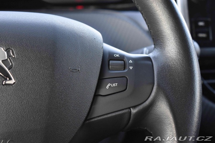 Peugeot 2008 1.2 PureTECH ACTIVE*ČR* 2018
