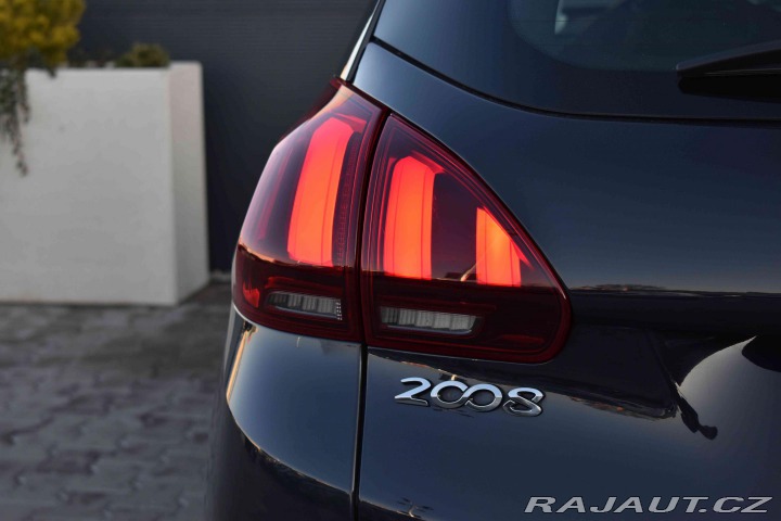 Peugeot 2008 1.2 PureTECH ACTIVE*ČR* 2018