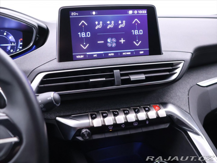 Peugeot 3008 1,2 PureTech 96kW Allure 2017