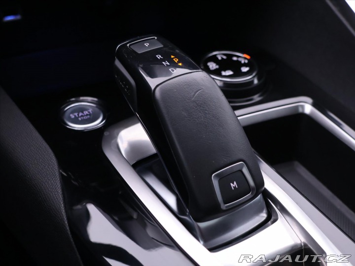 Peugeot 3008 1,2 PureTech 96kW Allure 2017
