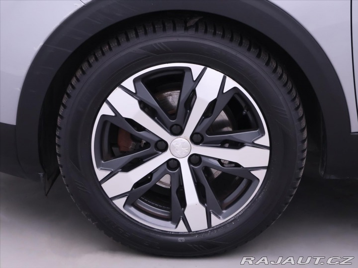 Peugeot 3008 1,2 PureTech 96kW Allure 2017