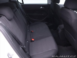 Peugeot 308 1,2 PT 96kW Aut.klima Nav 2015