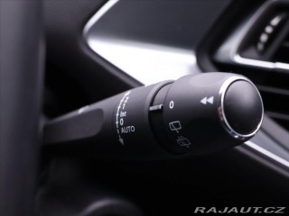 Peugeot 308 1,2 PT 96kW Aut.klima Nav 2015
