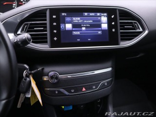 Peugeot 308 1,2 PT 96kW Aut.klima Nav 2015