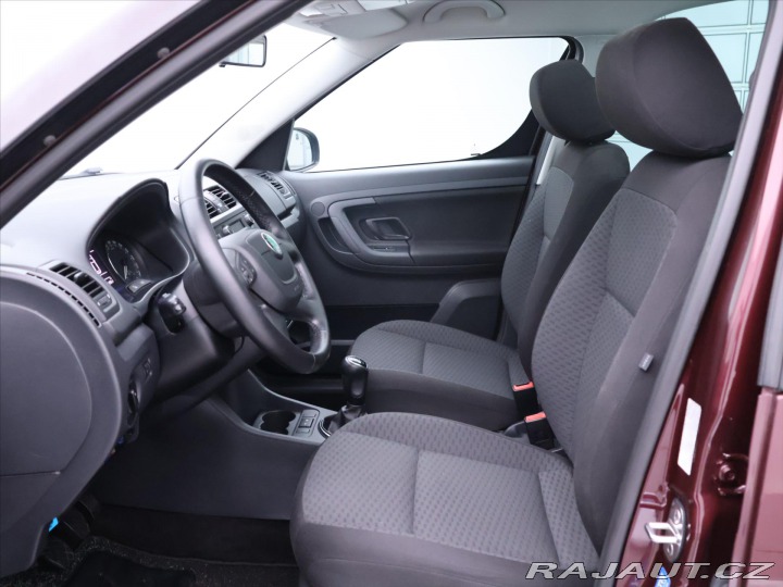 Škoda Roomster 1,2 TSI Scout navi 1.maj 2011