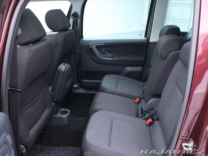 Škoda Roomster 1,2 TSI Scout navi 1.maj 2011