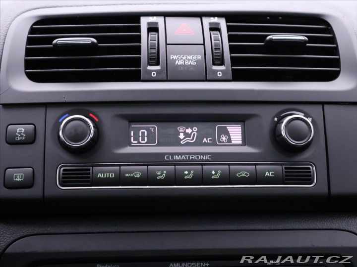 Škoda Roomster 1,2 TSI Scout navi 1.maj 2011