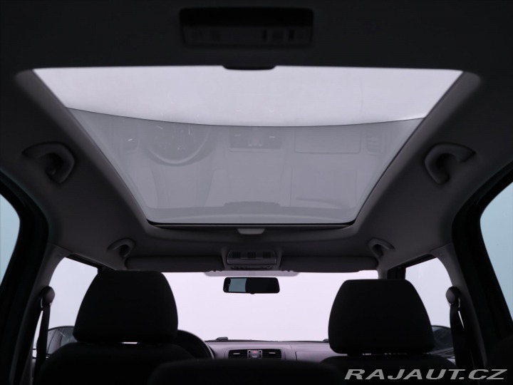 Škoda Roomster 1,2 TSI Scout navi 1.maj 2011