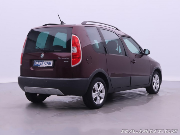 Škoda Roomster 1,2 TSI Scout navi 1.maj 2011