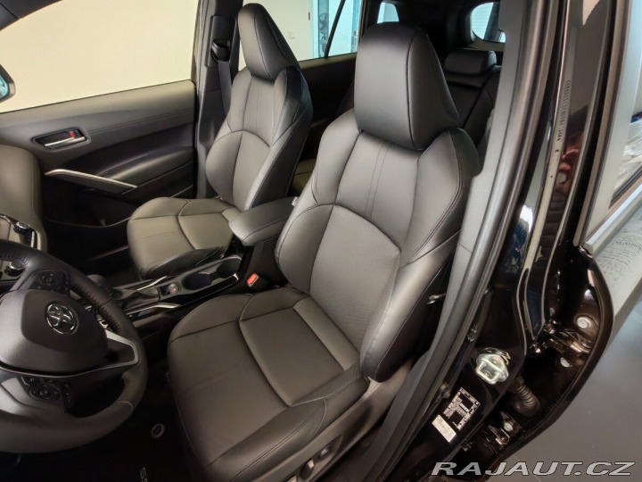 Toyota Corolla Cross Executive  2.0L HEV 0 - 1 2025