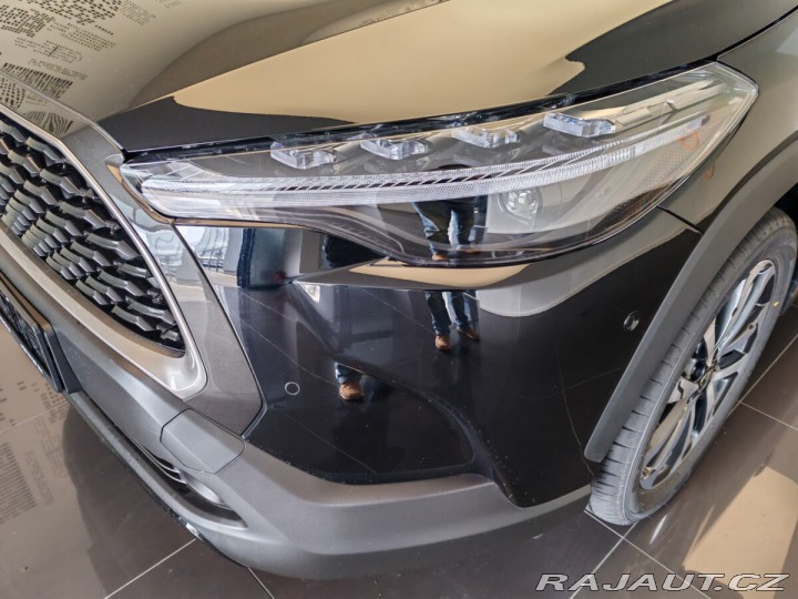 Toyota Corolla Cross Executive  2.0L HEV 0 - 1 2025