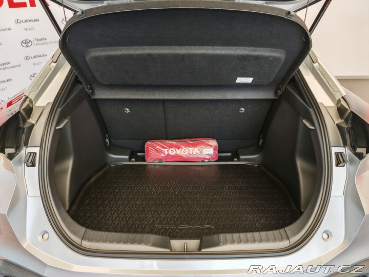 Toyota C-HR 1.8 Hybrid 4x2 Style 2024