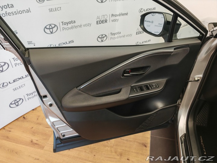 Toyota C-HR 1.8 Hybrid 4x2 Style 2024