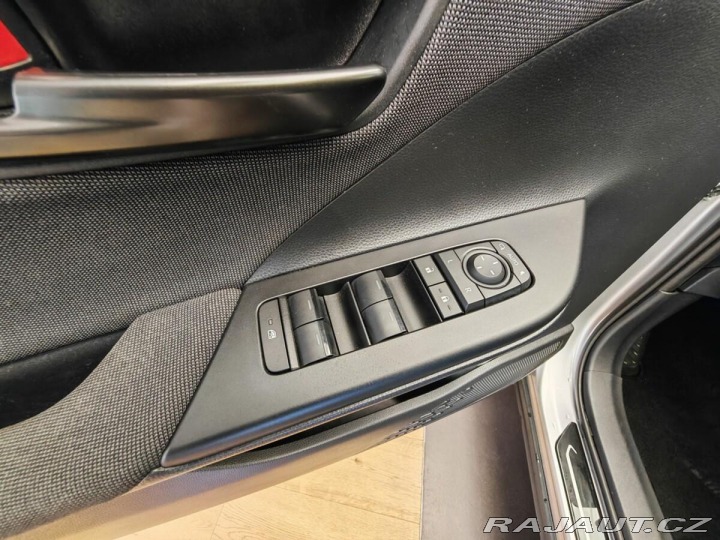 Toyota C-HR 1.8 Hybrid 4x2 Style 2024